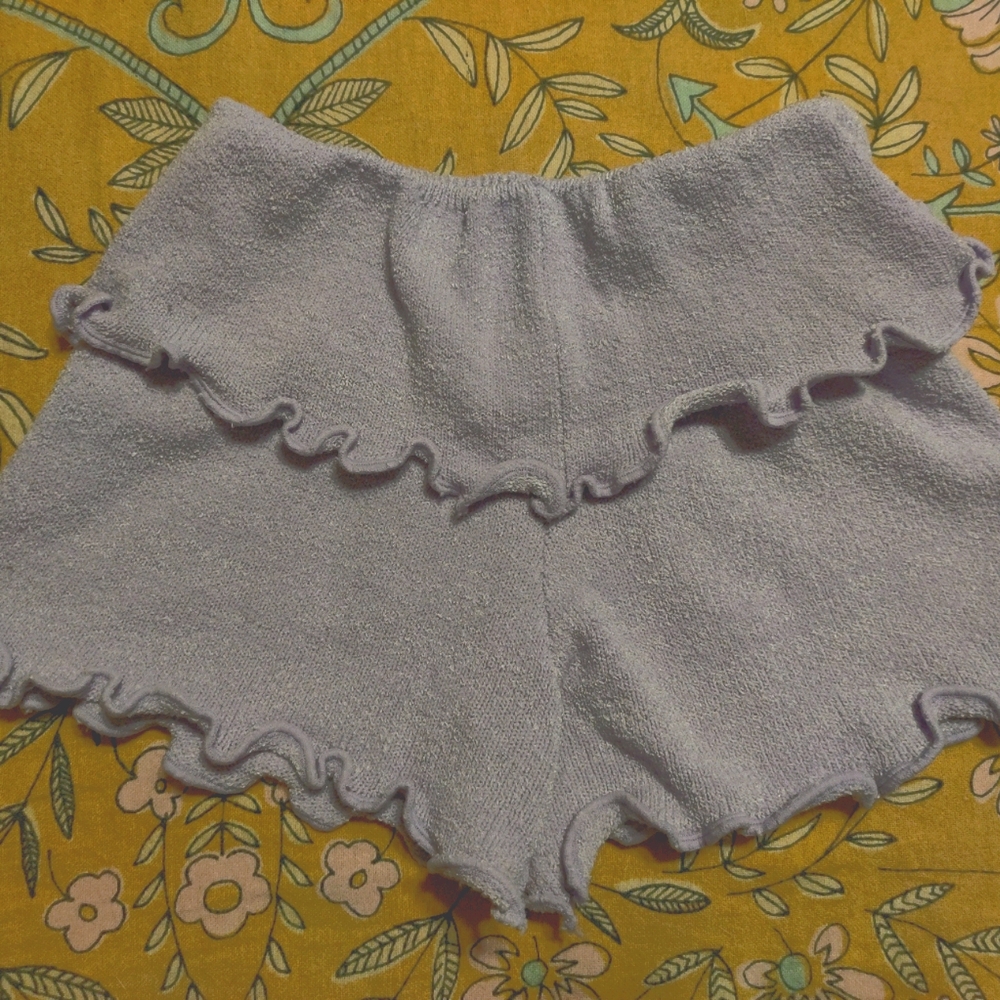 Sansha Frilled Edge Warm Up Shorts